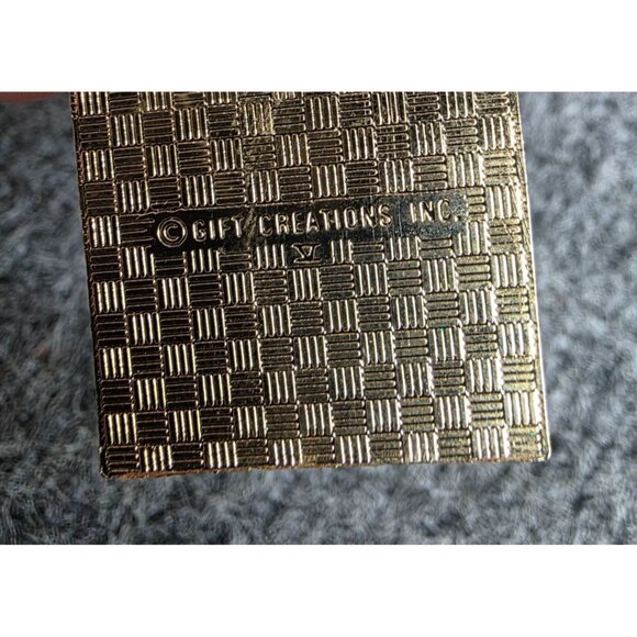 Babe Ruth Museum Keychain - Gift Creations Inc - Gold & Blue - Souvenir - Picture 4 of 4